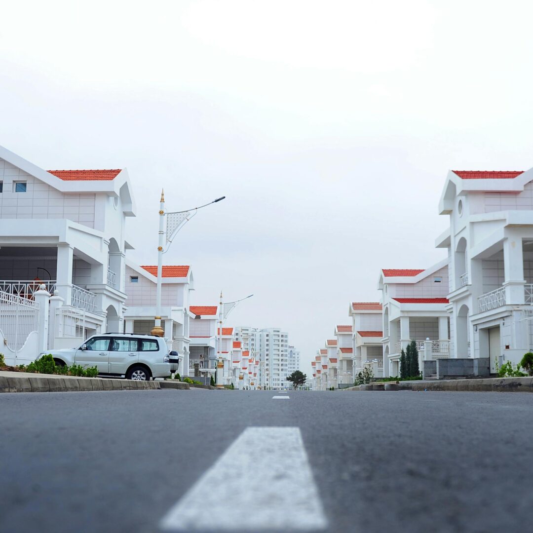 https://bandarco.com/wp-content/uploads/2025/05/pexels-eziz-1475938-1080x1080.jpg